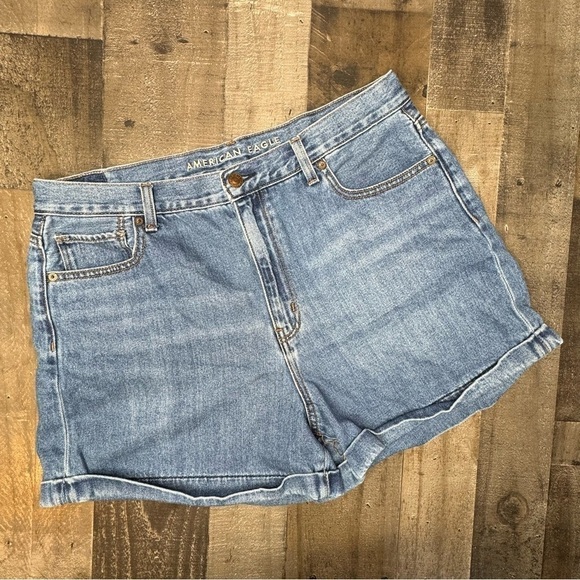 American Eagle Mom Short size 16 - Picture 1 of 8